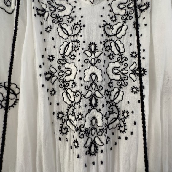The Great Ivory & Black Embroidered Dress - Picture 3 of 7